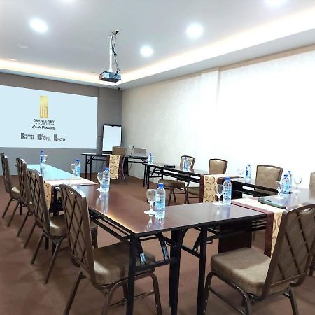 Sky View Hotel Managed By Os Batam Экстерьер фото