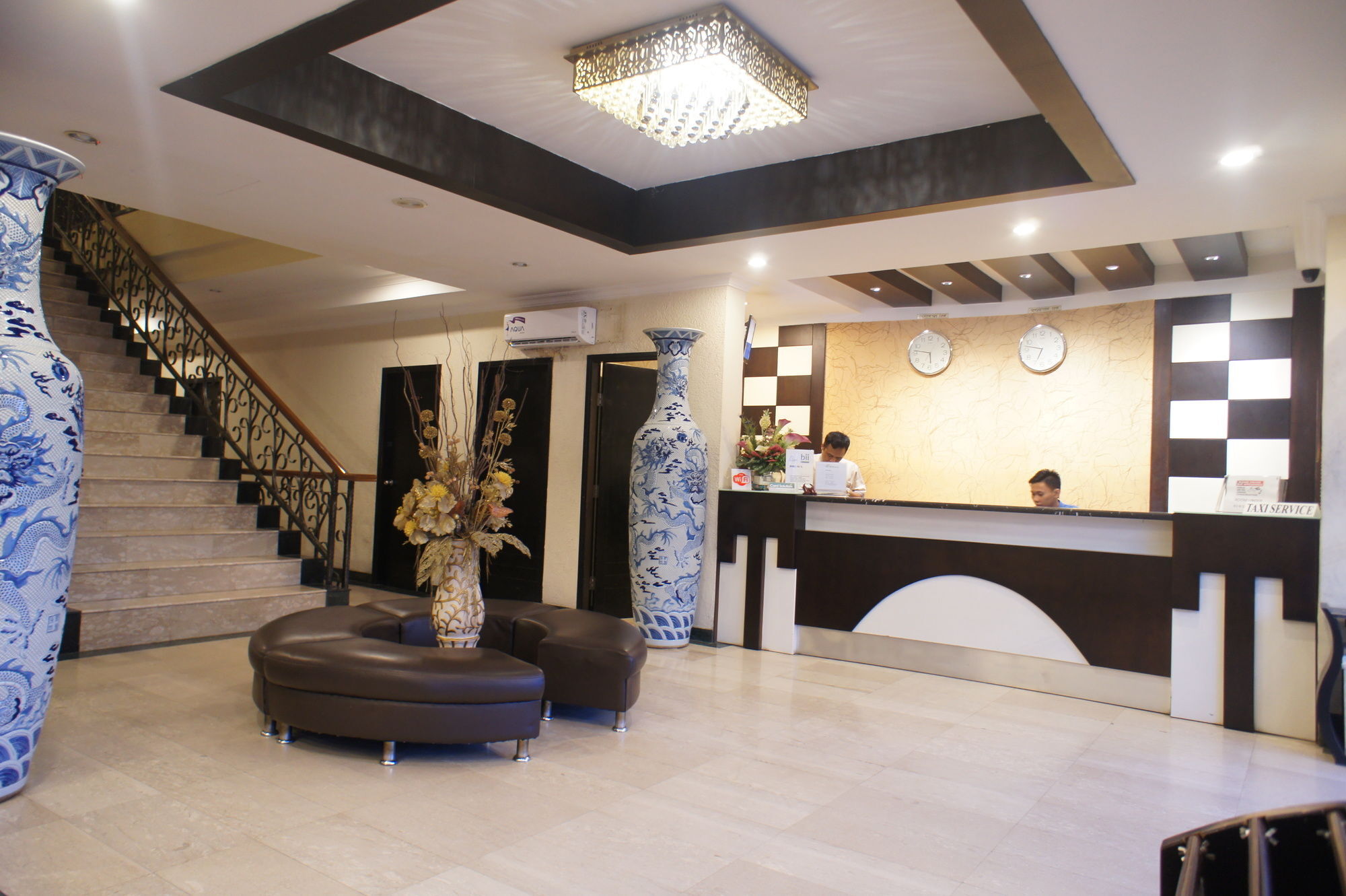 Sky View Hotel Managed By Os Batam Экстерьер фото