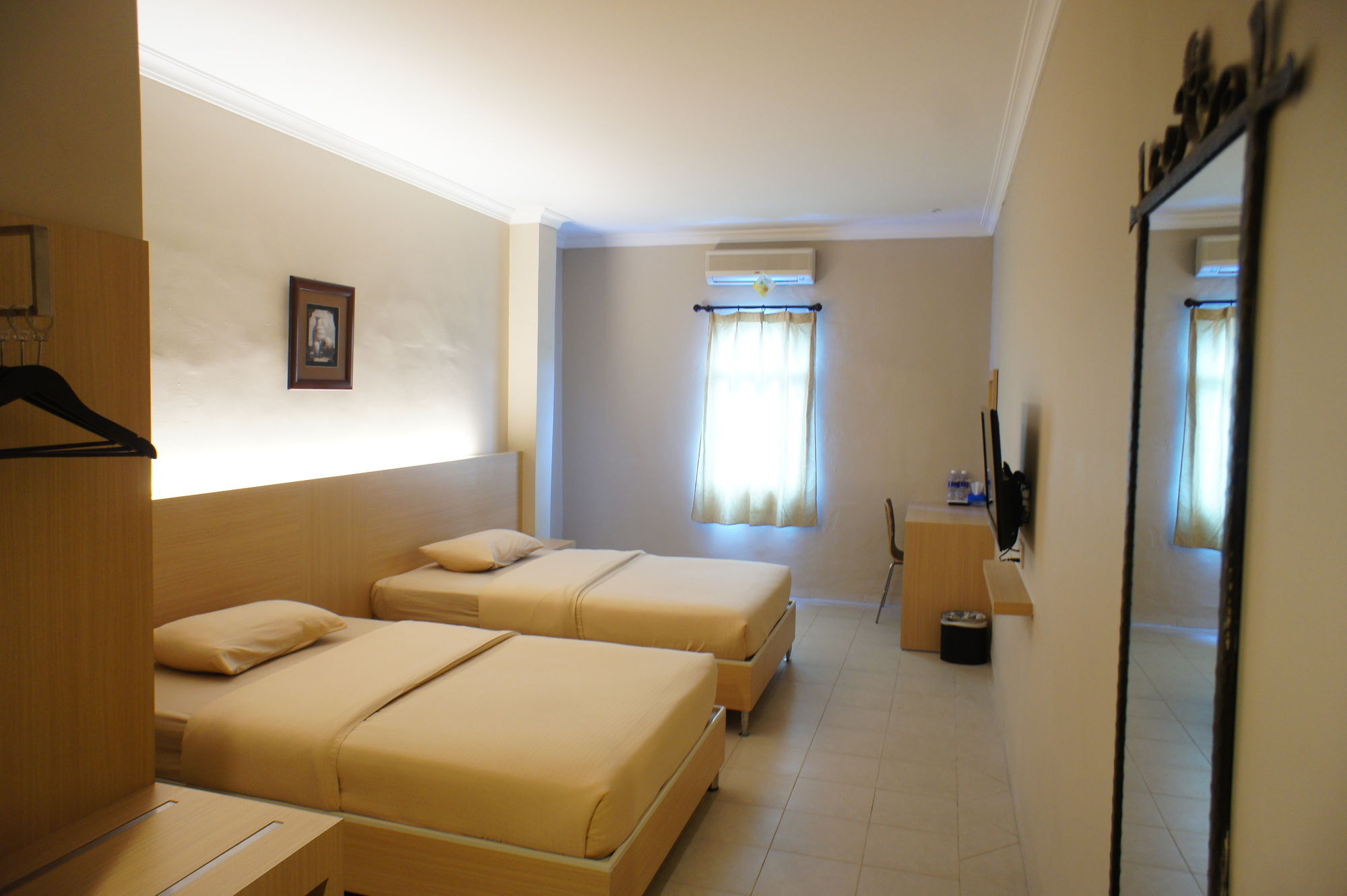 Sky View Hotel Managed By Os Batam Экстерьер фото
