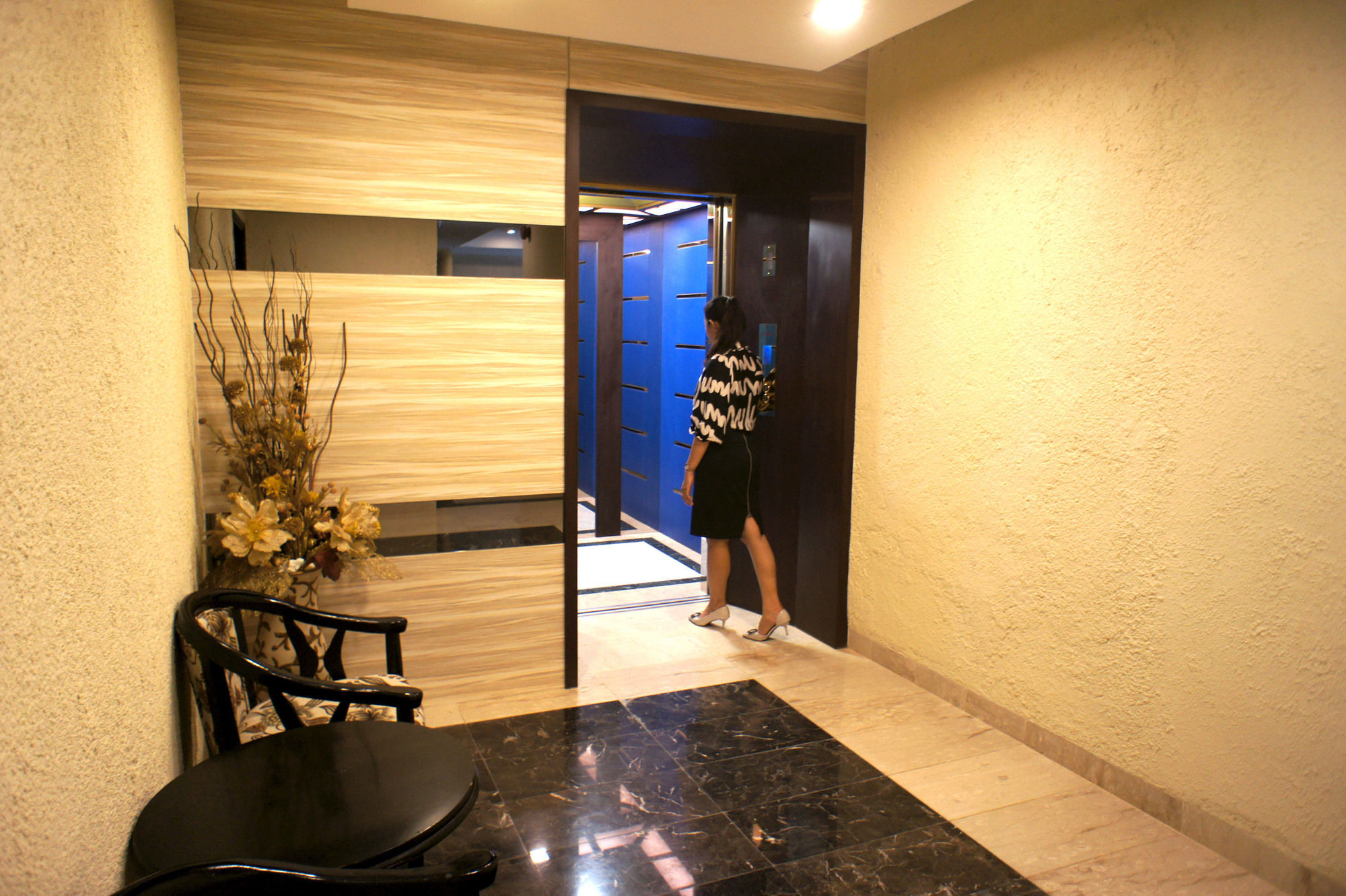 Sky View Hotel Managed By Os Batam Экстерьер фото