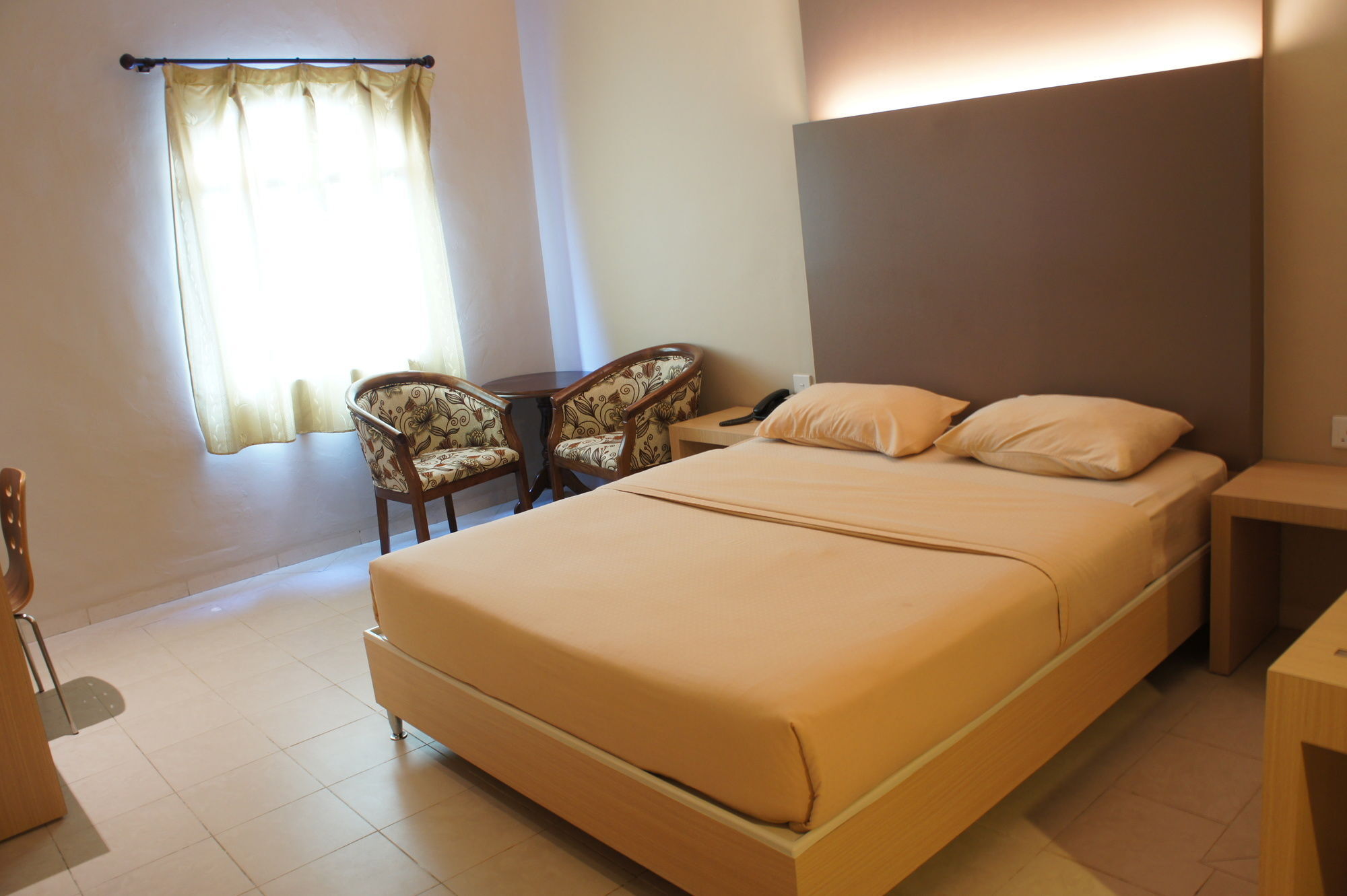 Sky View Hotel Managed By Os Batam Экстерьер фото